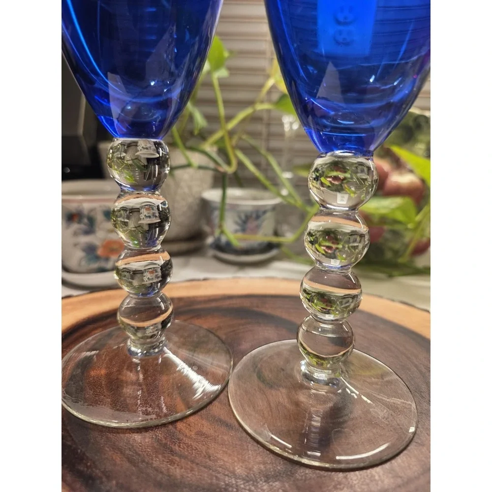 The Unbranded Brand handblown bubble